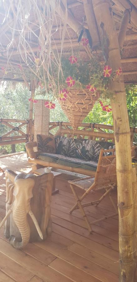 Bed and Breakfast La Lyalis Эгин Экстерьер фото