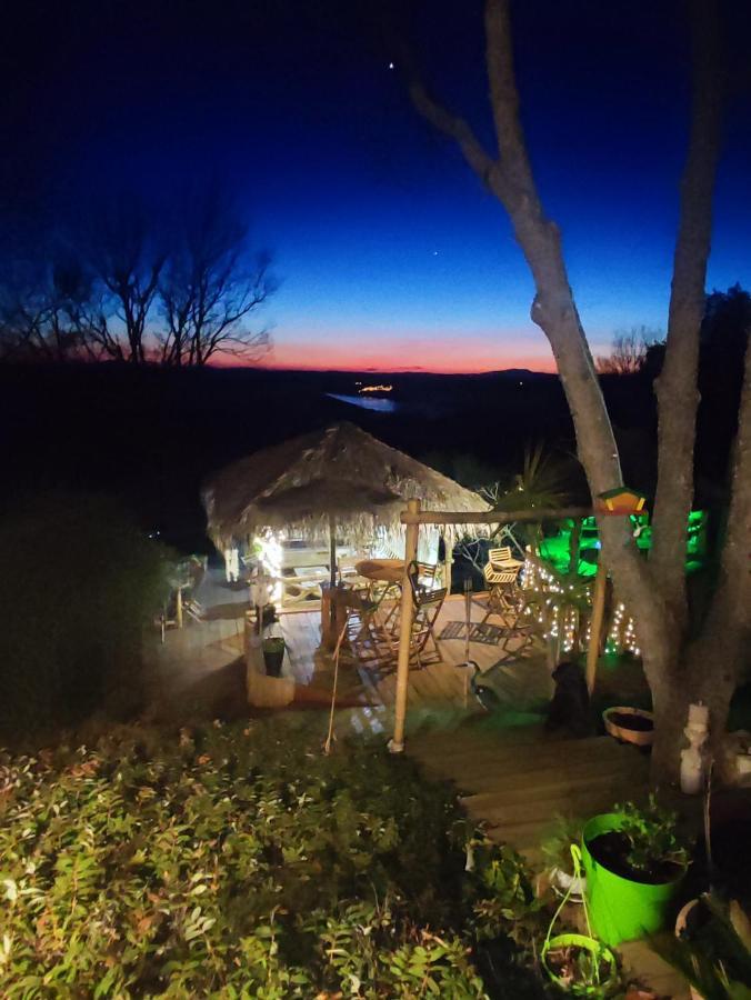 Bed and Breakfast La Lyalis Эгин Экстерьер фото
