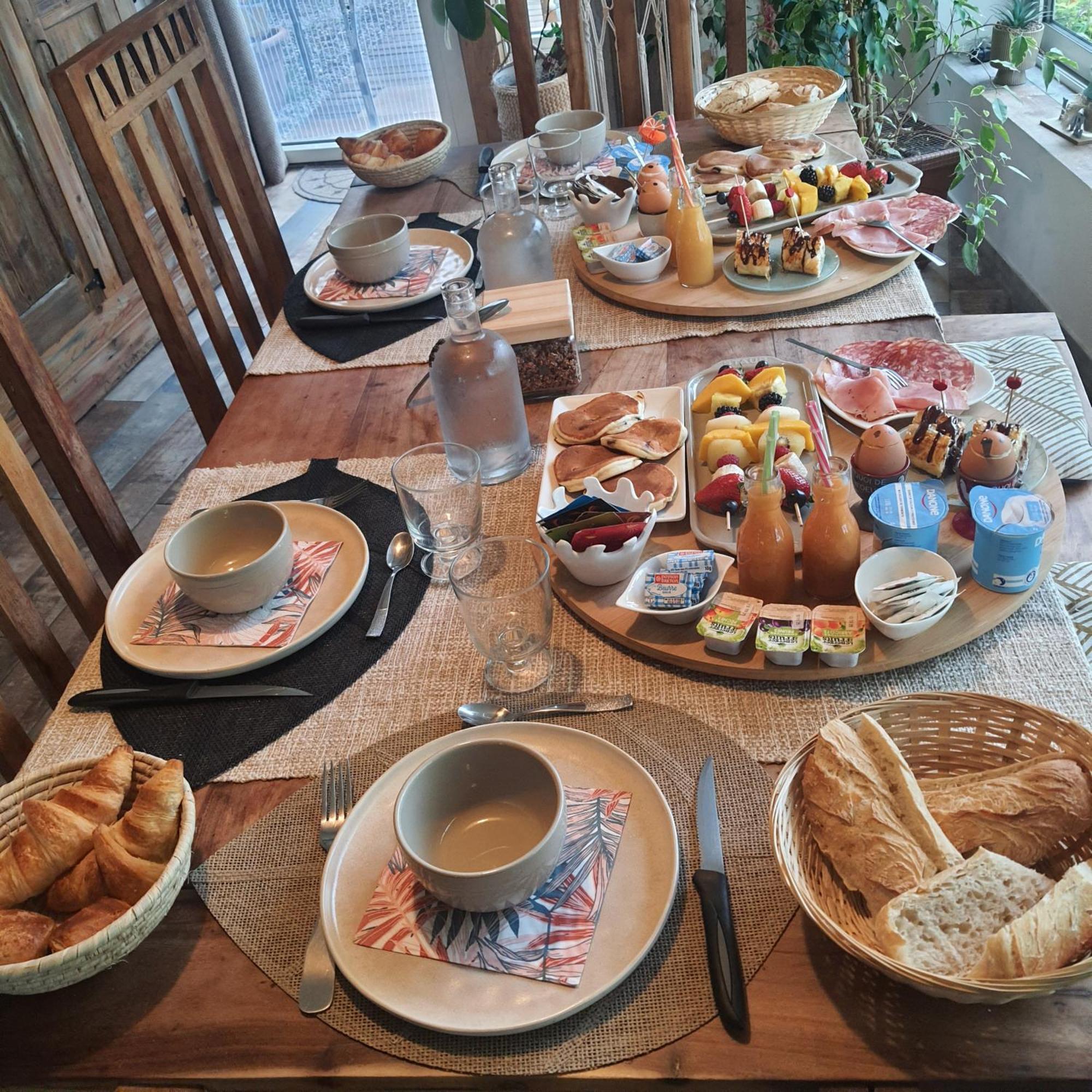 Bed and Breakfast La Lyalis Эгин Экстерьер фото